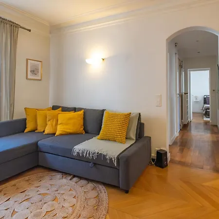 公寓 Spacious For 6 People