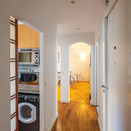 Apartament Spacious For 6 People Paryż